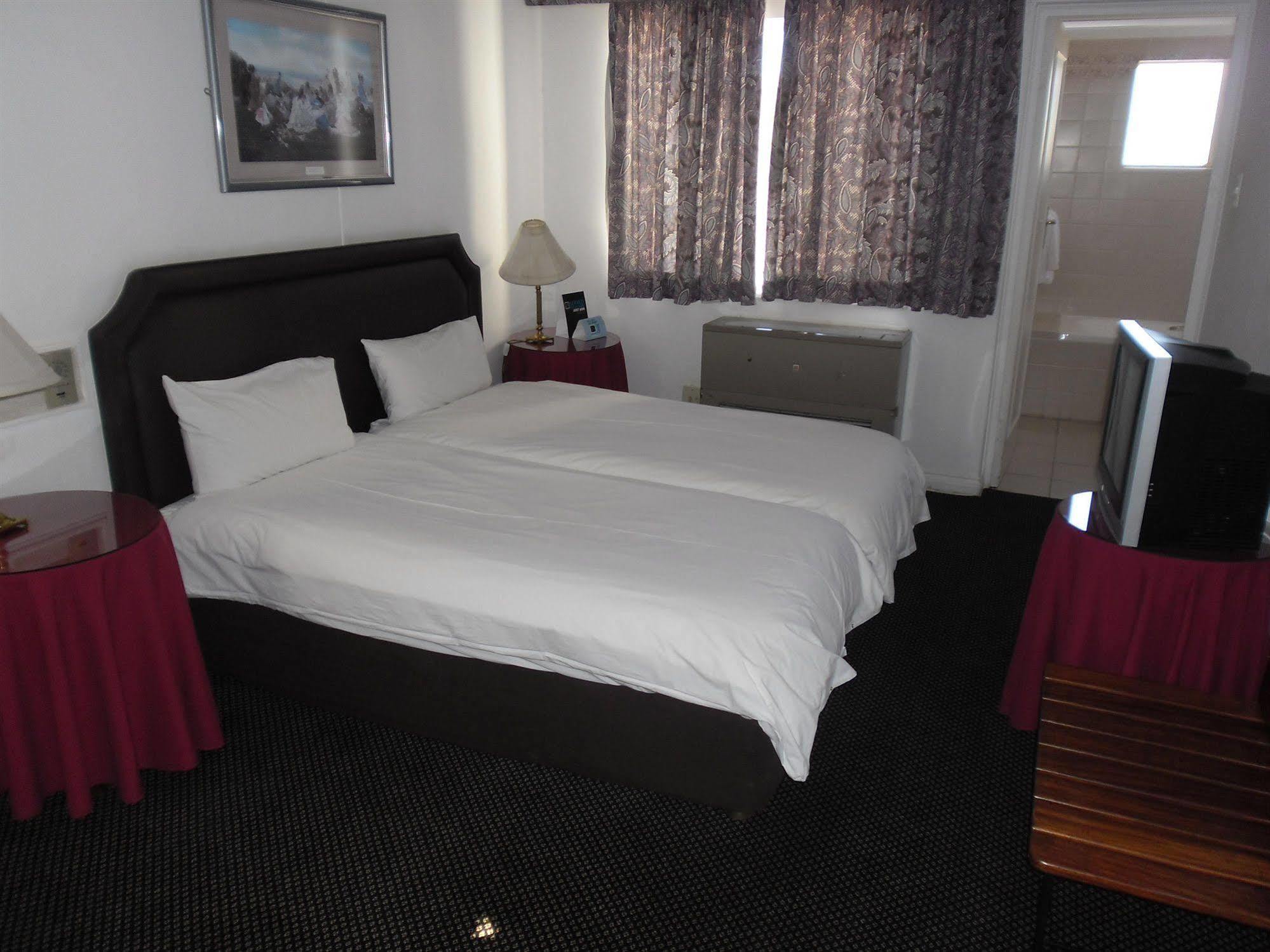 Savoy Hotel Kimberley Extérieur photo